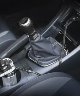 YENKEE конвертор 12V / 240V max 280W