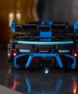 LEGO Porsche GT4 e-Performance Race Car