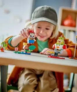 LEGO Super Mario Adventures with Interactive LEGO Mario