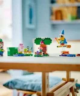 Alternative view of LEGO Super Mario Adventures with Interactive LEGO Luigi