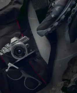 Olympus Camera OM-D E-M10 Mark IV + 14-150mm silver