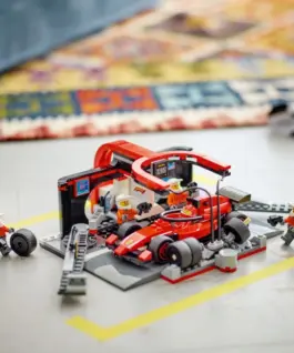 LEGO City 60443 F1 Pit Stop & Pit Crew with Ferrari Car