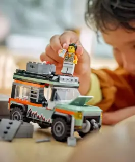 LEGO City 60447 Off-Road 4×4 Mountain Truck