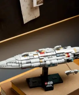 LEGO LEGO Star Wars 75405 Home One Starcruiser