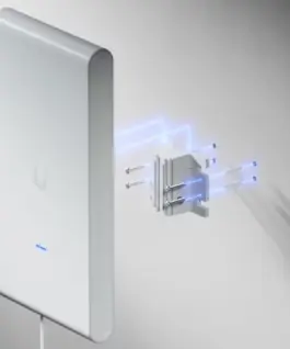 Точка за достъп Ubiquiti UniFi U6 Mesh Pro WiFi 6 - Image 3