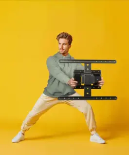 Alternative view of Hama Fullmotion ultraslim TV wall bracker 600x400