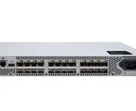 Hewlett Packard Enterprise Storage 64Gb 24/8 8-port 32Gb Short Wave SFP28 Switch B-series SN3700B