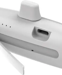 Alternative view of Rebeltec външна батерия P5 PLUG-IN (5 000mAh 10W)