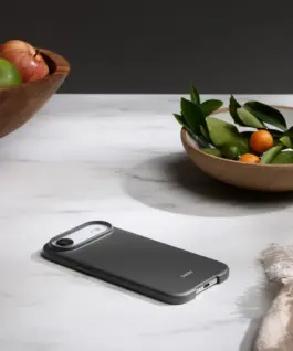 Alternative view of Apple Beats iPhone Air Case with MagSafe and Camera Control - Granite сив