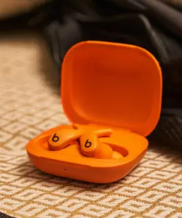 Apple Earbuds Powerbeats Fit – wireless – Spark оранжев