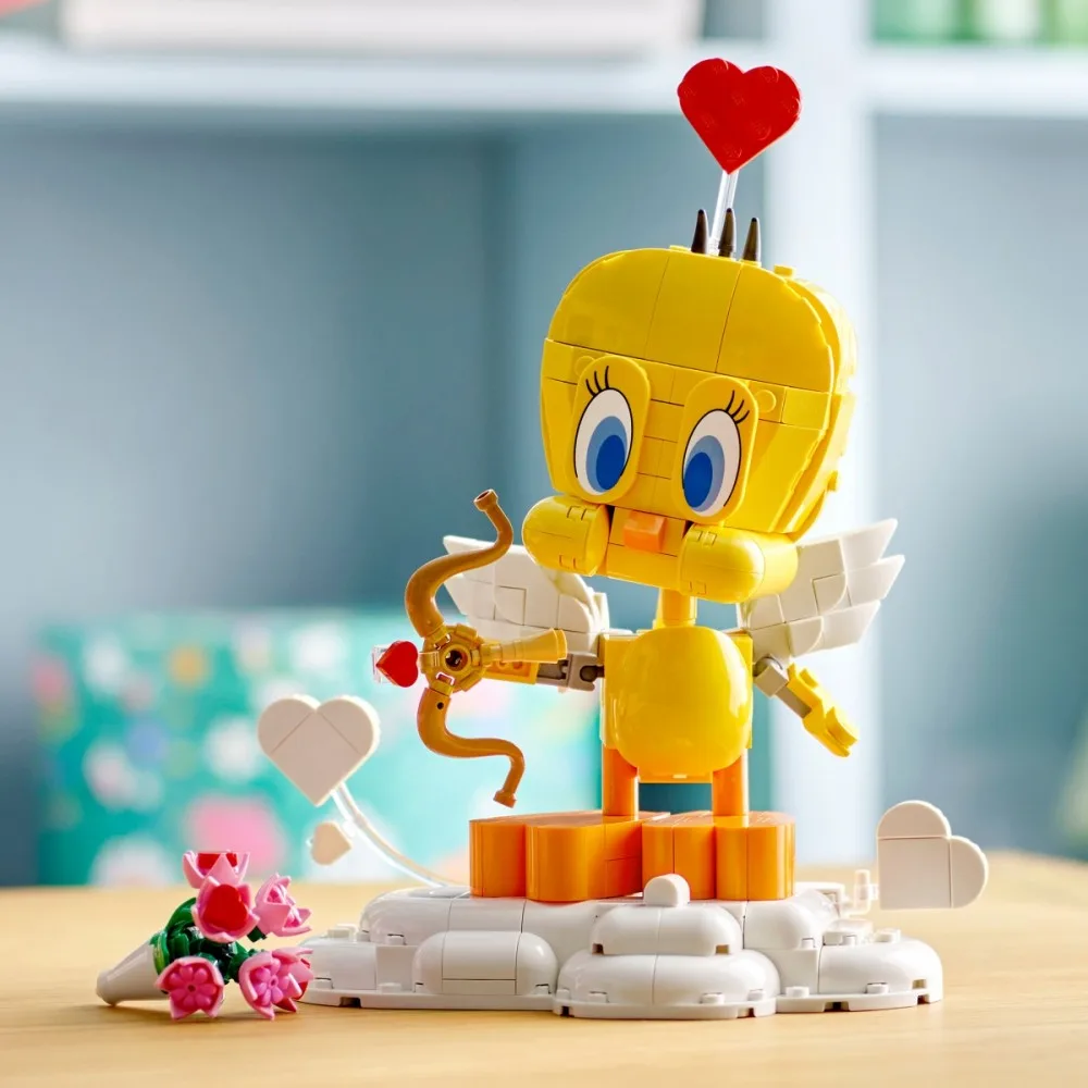 LEGO Blocks Iconic 40824 Sweetheart Tweety Bird - Image 2