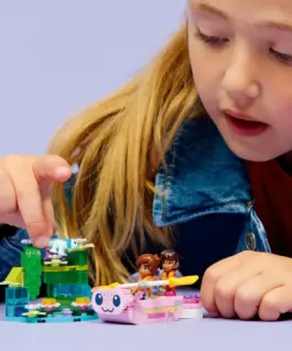 LEGO Blocks Friends 42681 Axolotl Adventure Boat