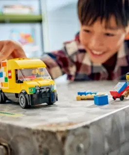 LEGO Blocks City 60500 The LEGO Van