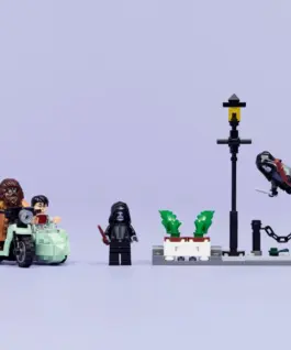 LEGO Blocks Harry Potter 76459 Hagrid and Harrys Privet Drive Escape