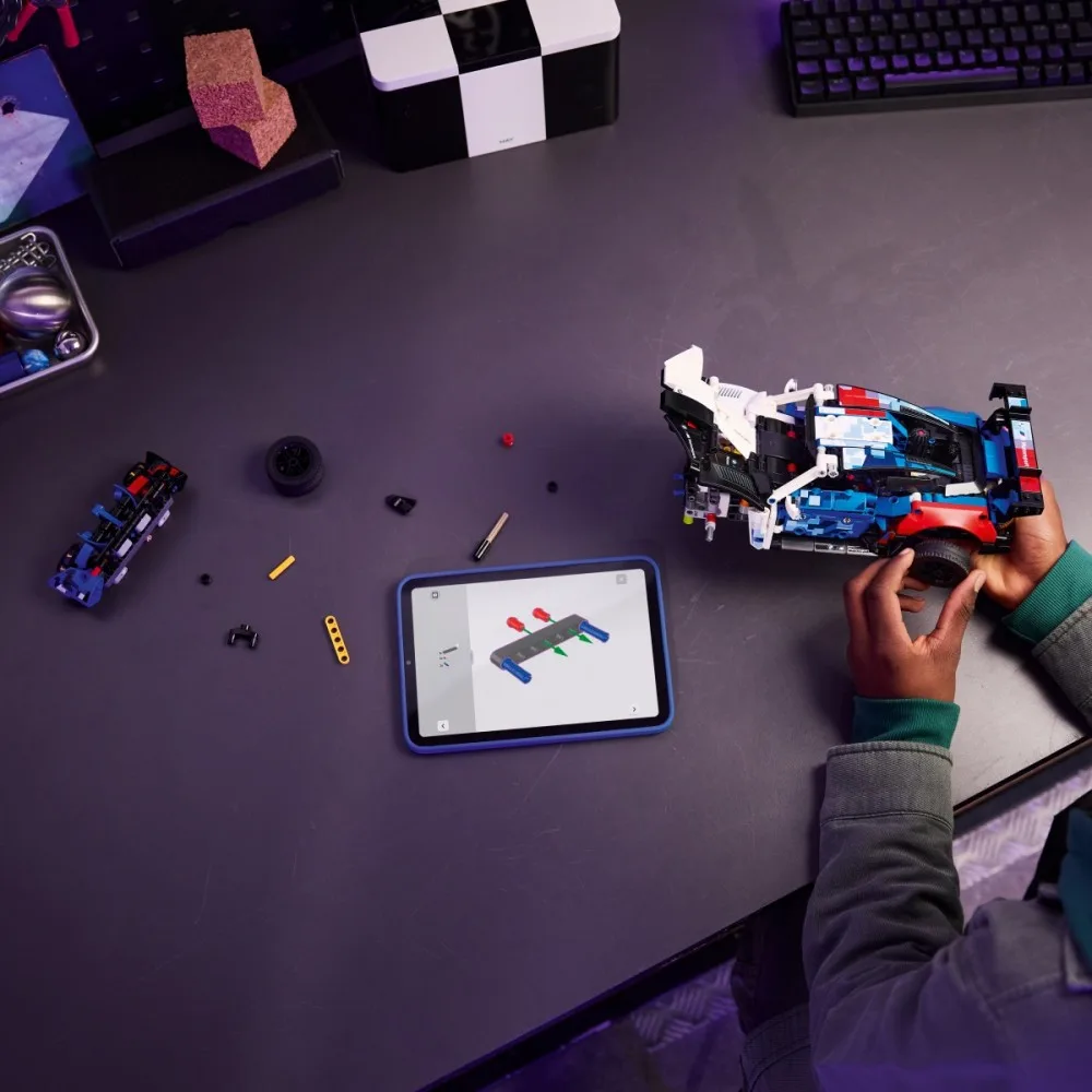 LEGO LEGO Technic 42226 BMW M4 GT3 EVO Race Car - Image 5