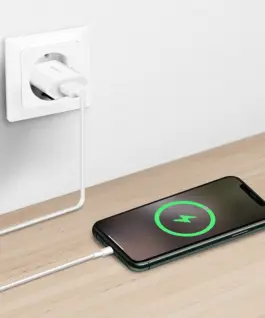 Alternative view of LogiLink USB-A socket адаптер, 5W ,5V/1A, 1xUSB-A бял