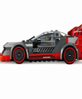 Alternative view of LEGO Speed Champions - Audi S1 e-tron Quattro Race Car - 76921