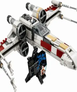 Alternative view of LEGO Star Wars - X-Wing Starfighter - 75355