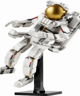 Alternative view of LEGO Creator 3-in-1 - Space Astronaut- 31152