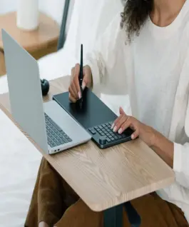 Alternative view of Графичен таблет HUION Inspiroy Keydial KD200, USB-C, Bluetooth, Metal Grey