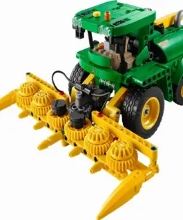 Alternative view of LEGO Technic - John Deere 9700 Forage Harvester - 42168