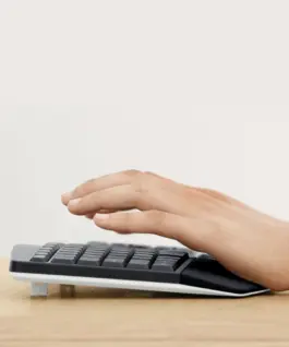 Kомплект клавиатура с мишка Logitech MK850