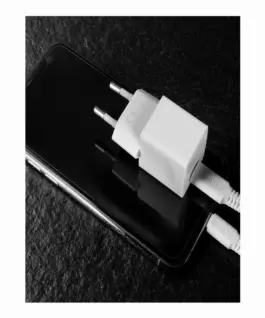 ЗАХРАНВАЩ АДАПТЕР LINDY – USB-C – 20W – Power Delivery 3.0 – 100-240VAC – 50/60Hz – 0.6A – White – PN