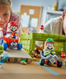 Alternative view of LEGO  Super Mario Mario car - Baby Mario vs Baby Luigi, 72034