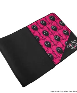 Alternative view of Пад за мишка Netflix Squid Game - Front Man And Guards Desk Mat