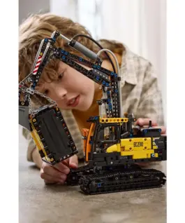 LEGO Technic - Volvo FMX LKW