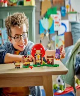 LEGO Super Mario – Nabbit at Toad’s Shop Expansion Set – 71429