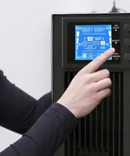 Qoltec UPS On-line Pure Sine Wave 1kVA 800W LCD USB