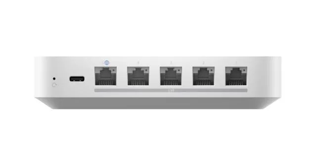 Рутер Ubiquiti UniFi Cloud Gateway Ultra UCG-Max - Image 3