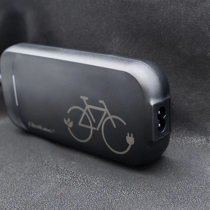Qoltec зарядно for ebike 36V 42V 2A 5.5x2.5 - Image 4