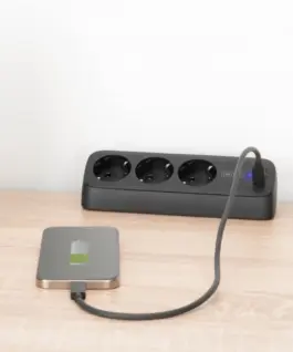 Digitus Power strip with USB DA-70625