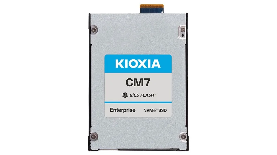 Kioxia SSD CM7-R 3840GB E3.S NVMe Gen.5 1x4 2x2 DWPD 1 3D TLC BiCS Flash Enterprise NVMe non-SED SIE