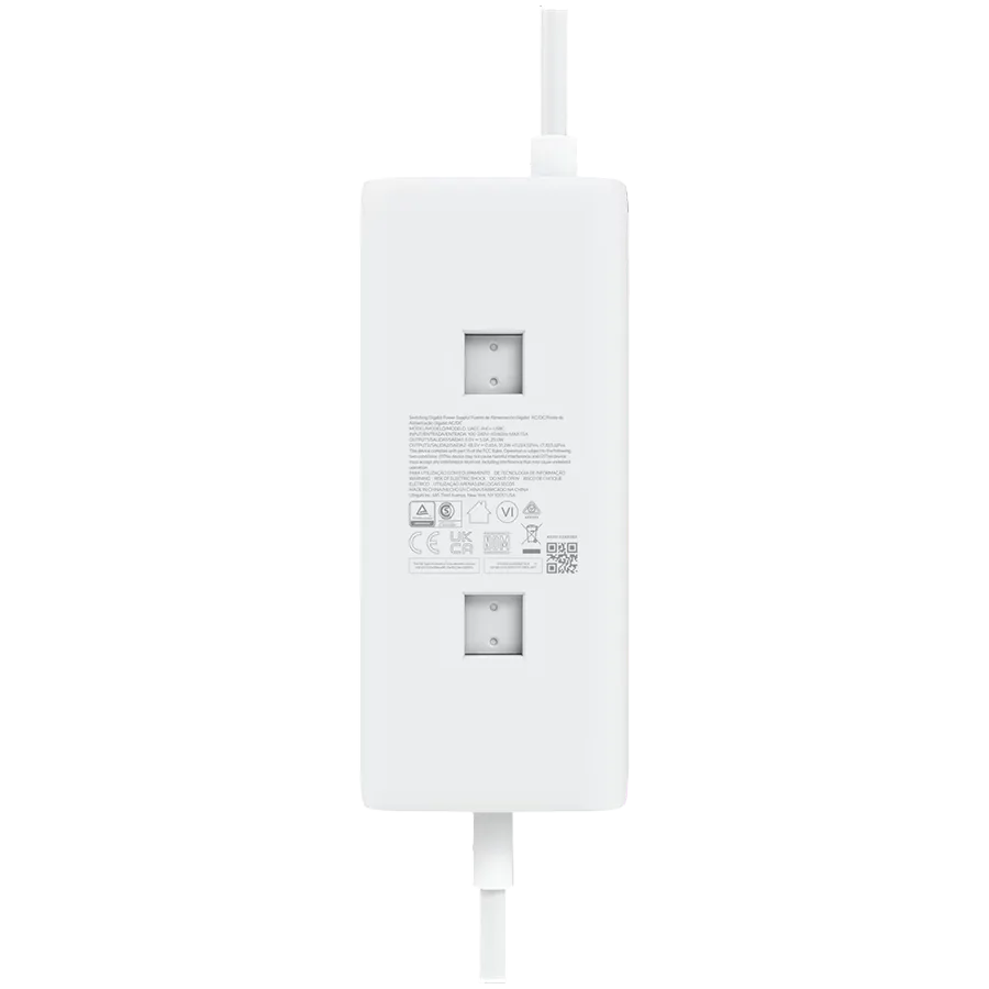 Ubiquiti UniFi UACC-PoE+-USBC AC adapter with PoE+ up to 30W for UniFi Cloud Gateway, secure and flexible mount - Image 4