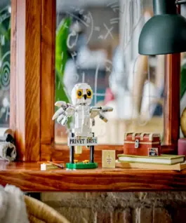 LEGO Harry Potter – Hedwig at 4 Privet Drive – 76425