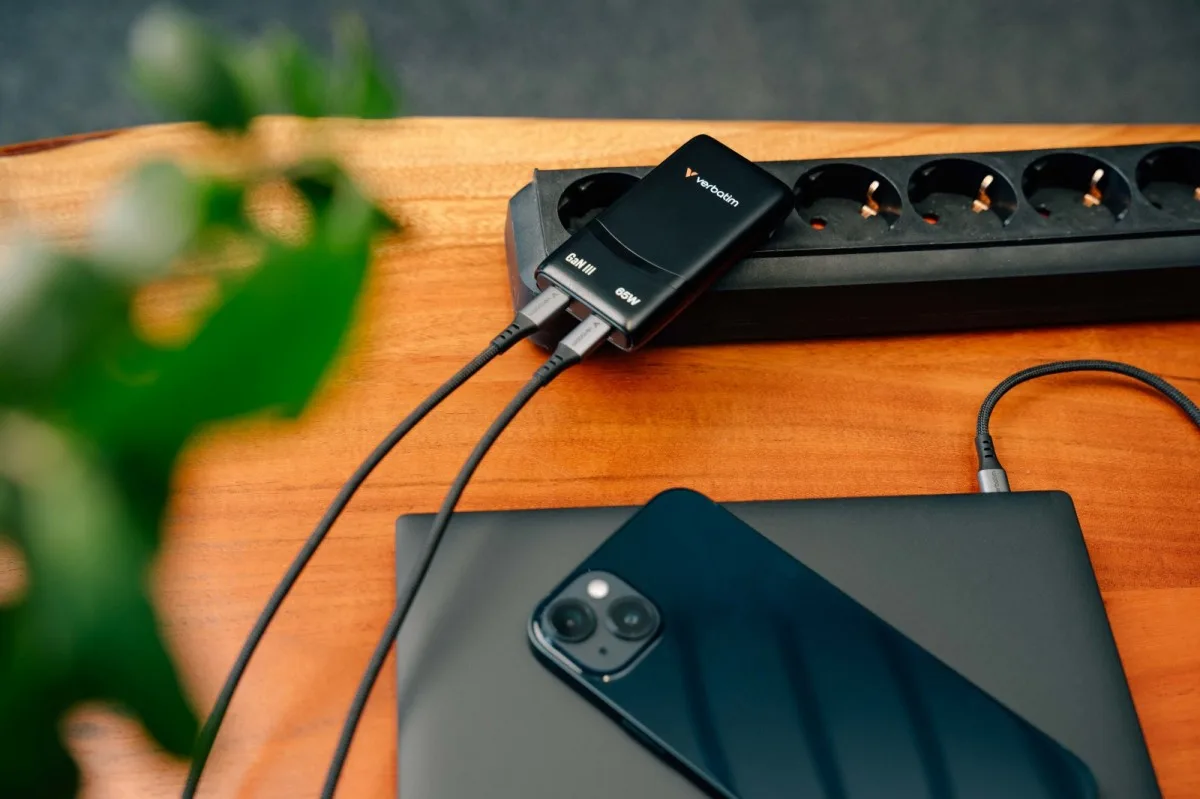 Verbatim Fold n GO зарядно GaN 65W 2xUSB-C черен - Image 4