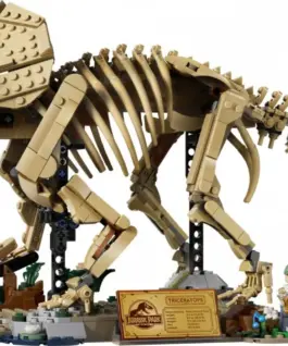 LEGO Jurassic World 77985 Dinosaur Skeletons: Triceratops Blocks