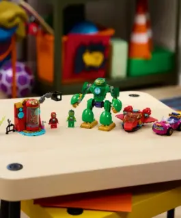 LEGO Blocks Super Heroes 11211 Loki vs. Team Iron Man - Image 5