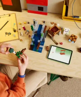 LEGO Blocks Minecraft 21597 Ghast Station