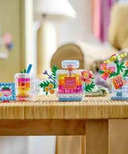 LEGO Blocks Creator 31383 Floral Decor Perfume Bottle