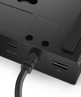 Lenovo ThinkPad USB4 Dock 5000 with 135W адаптер 40BF0135EU