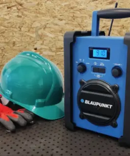 Alternative view от Blaupunkt Portable radio PP30BT JOBSITE FM PLL BLUETOOTH AUX